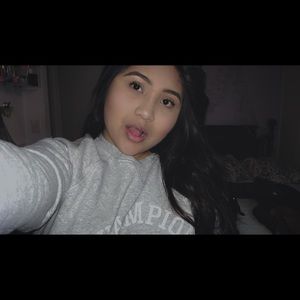 Meet your Posher, Selene